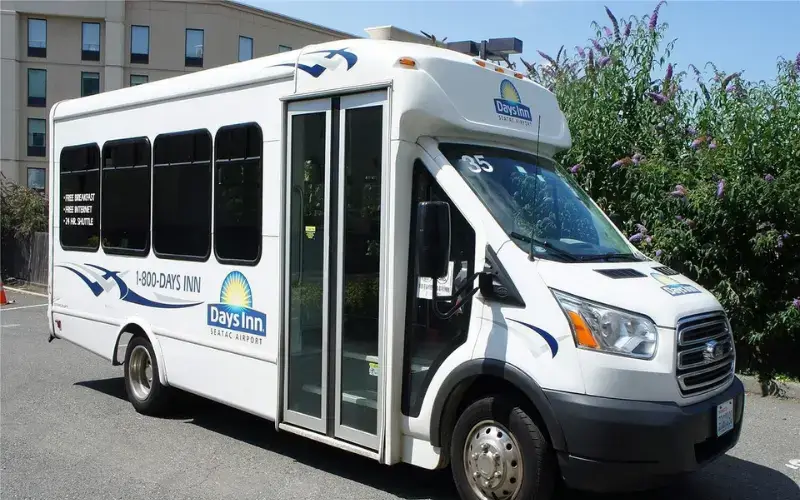 Days Inn by Wyndham SeaTac Airport with Shuttle 1