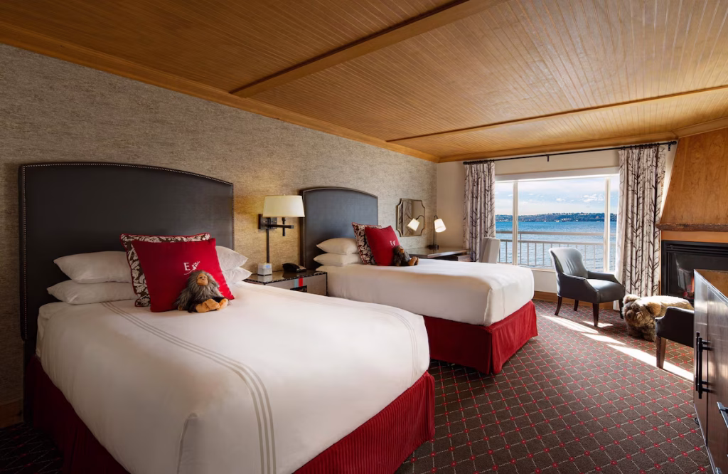 The Edgewater Hotel Deluxe Room