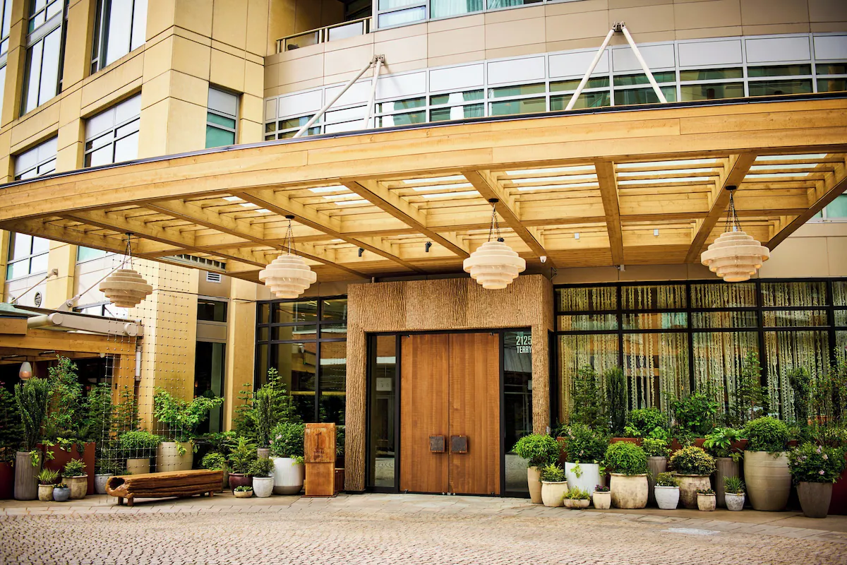1 Hotel Seattle Entrance