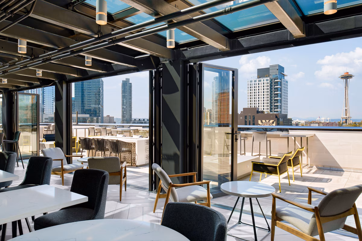 Astra Hotel Seattle Terrace