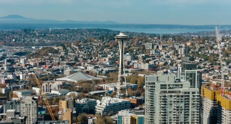 Best Hotels Near the Space Needle in Seattle (Featured Image)
