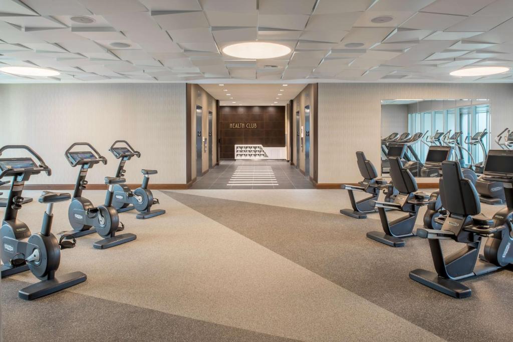 Embassy Suites by Hilton Downtown Pioneer Square Outside View GYm