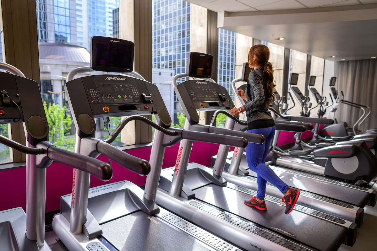 Hilton Motif Gym