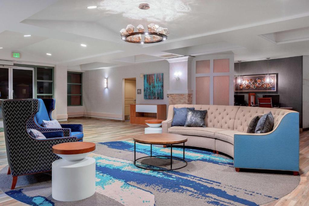 Homewood Suites by Hilton Seattle Downtown Lobby
