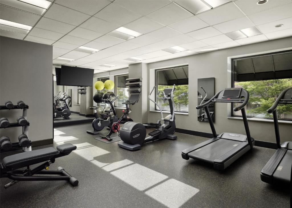 Hotel Theodore Seattle Downtown gym