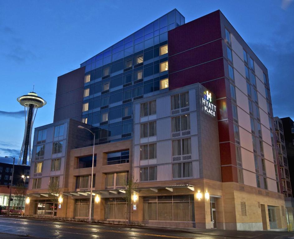 Hyatt Place Downtown Hotel with a Space Needle View