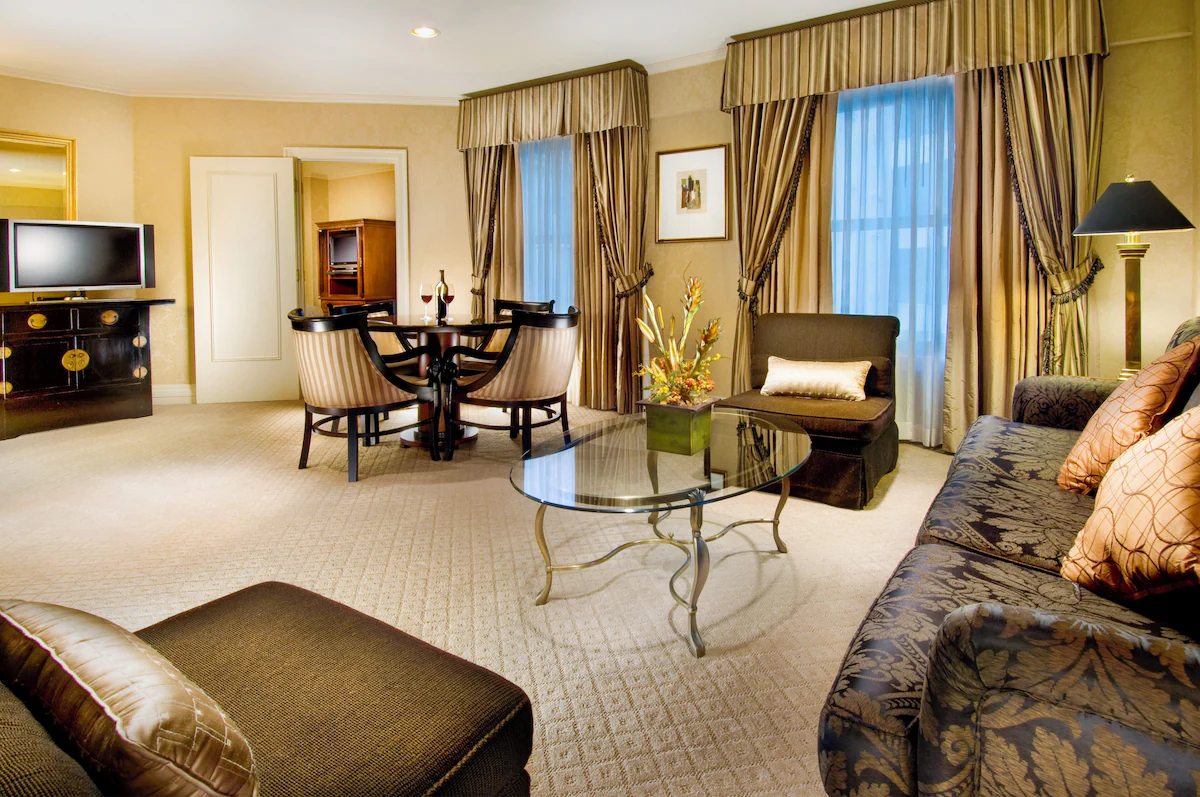 Mayflower Park Hotel Executive Suite