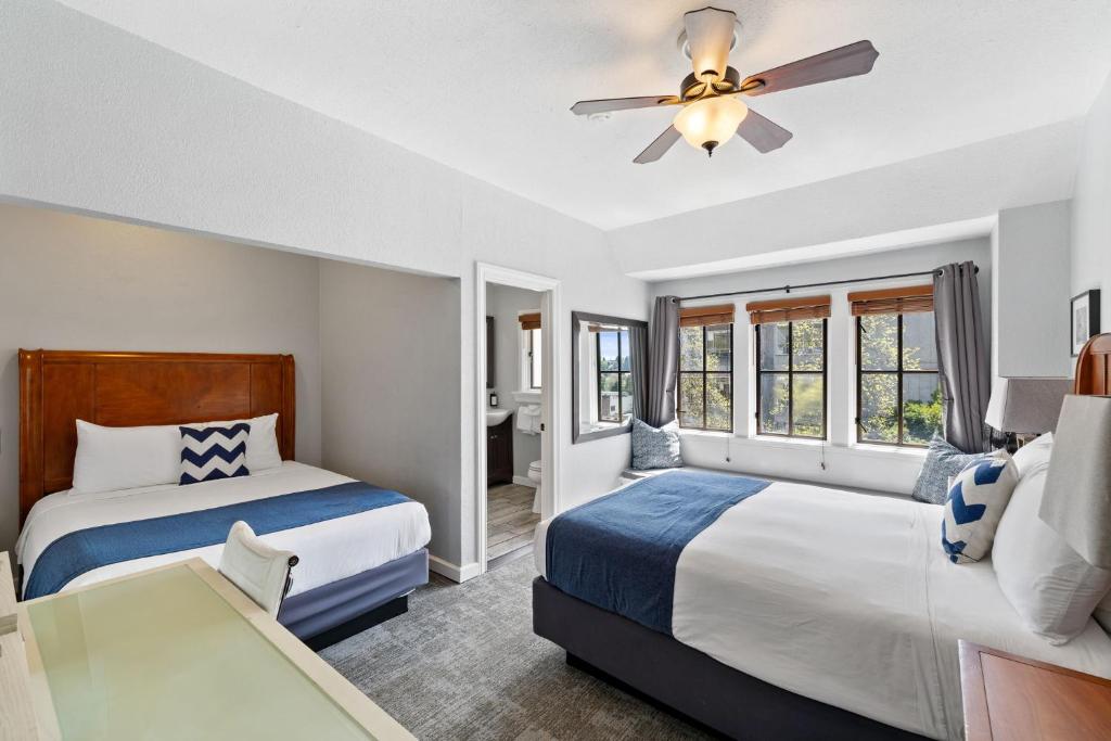 College Inn Hotel Room