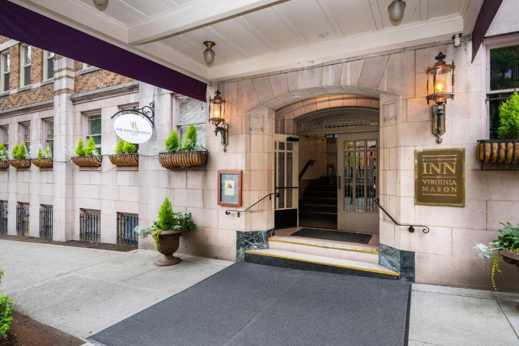 Inn at Virginia Mason Entrance