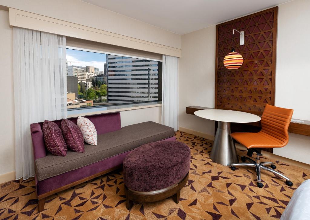 Sheraton Grand Seattle Inside Room