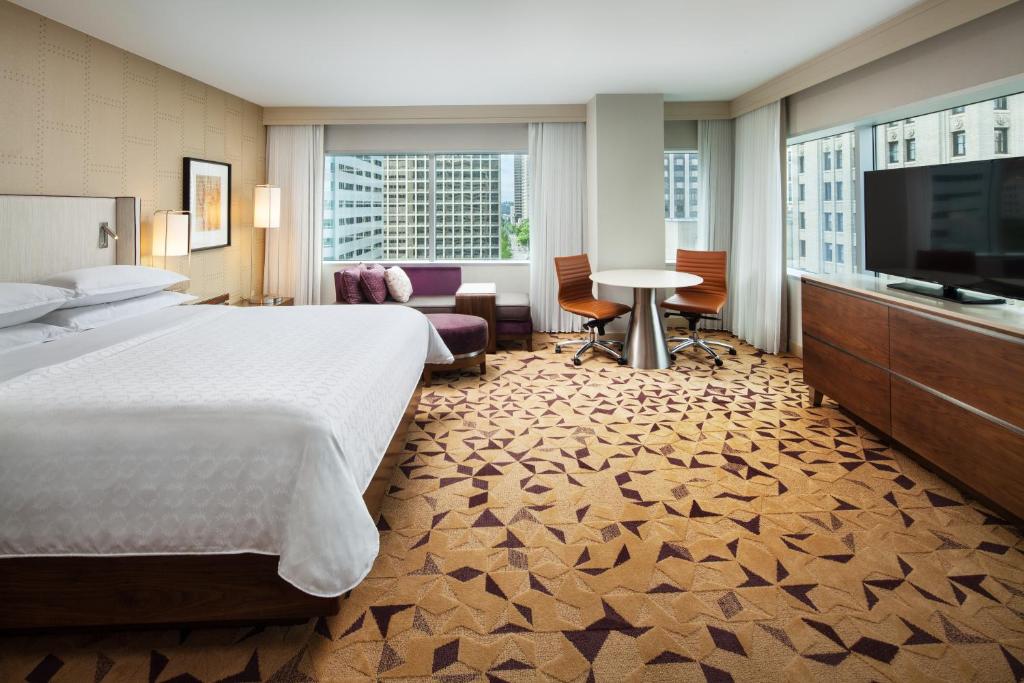 Sheraton Grand Seattle Room