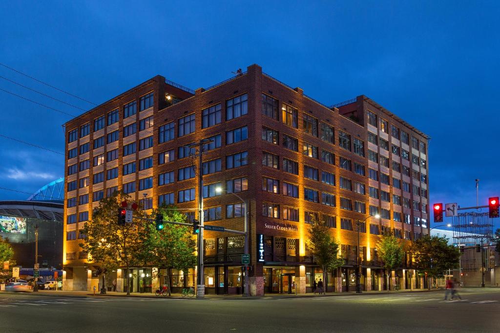 Silver Cloud Hotel - Seattle Stadium Exterior