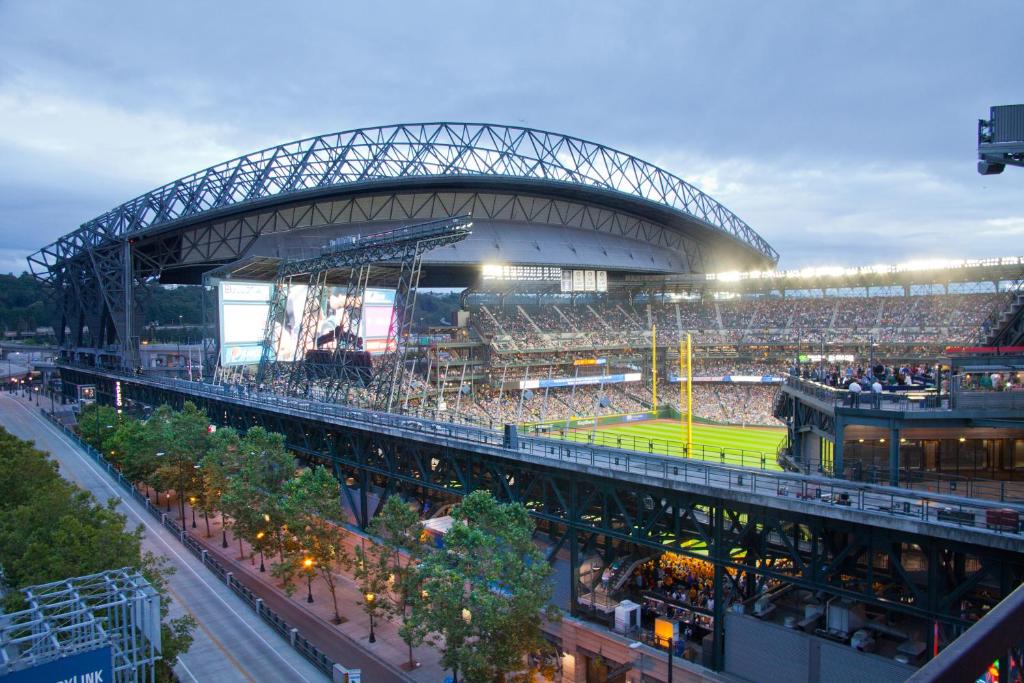 Silver Cloud Hotel - Seattle Stadium View