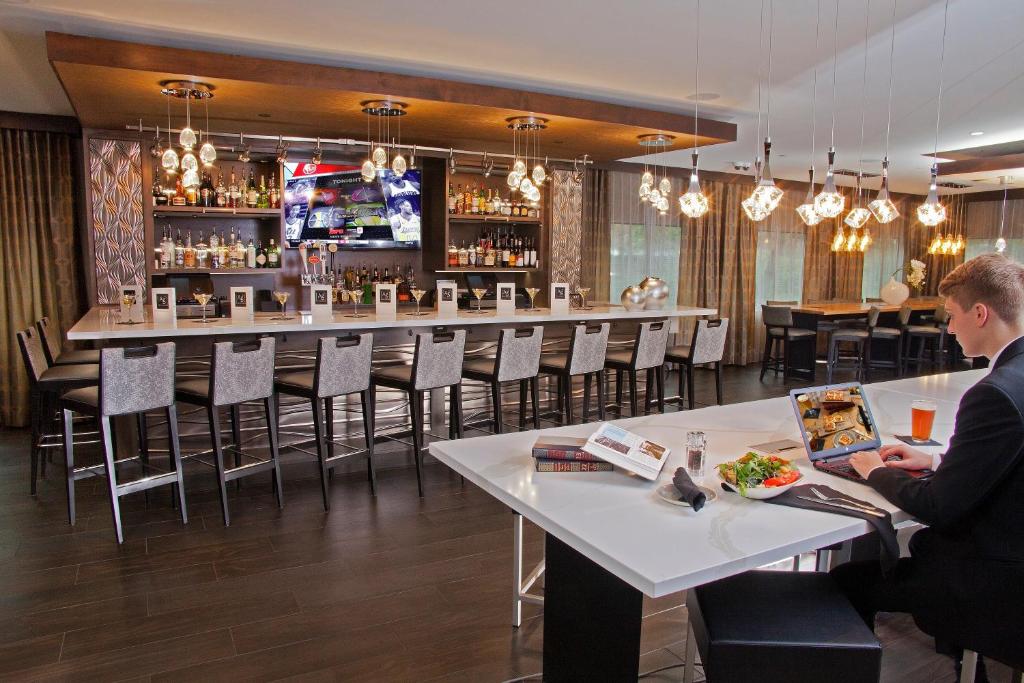 Silver Cloud Hotel - Seattle University of Washington District Restaurant
