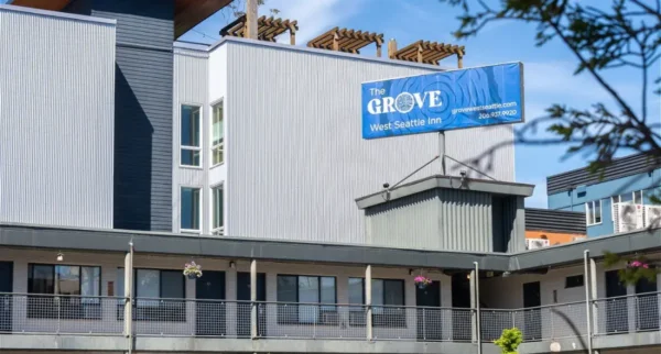 The Grove West Seattle Inn Exterior