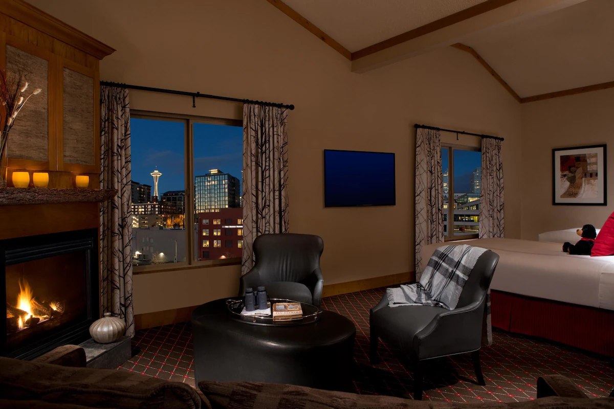 the Edgewater Hotel Seattle Room With a Space Needle View