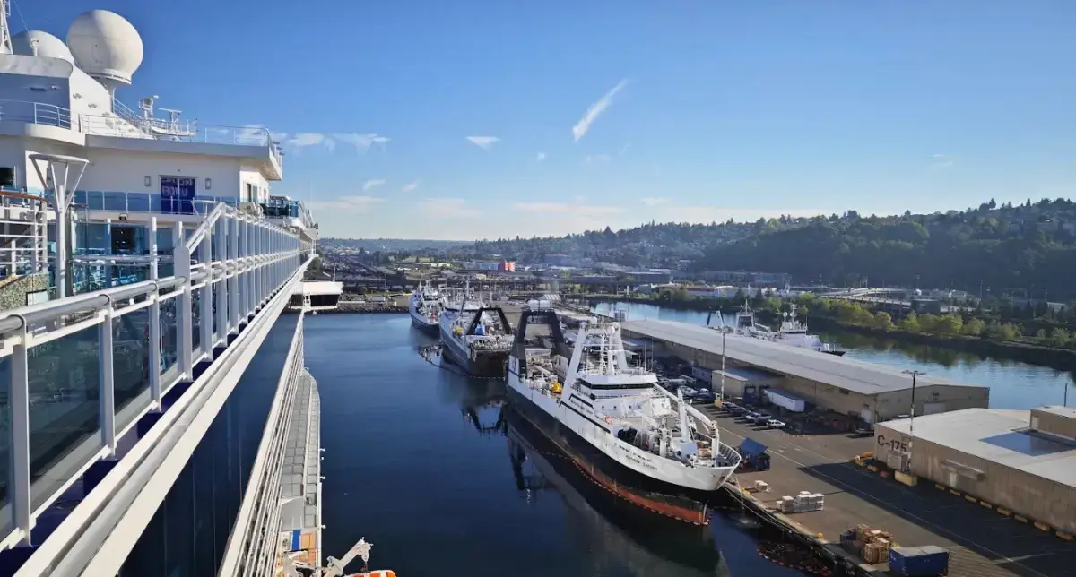 Seattle cruise port Pier 91